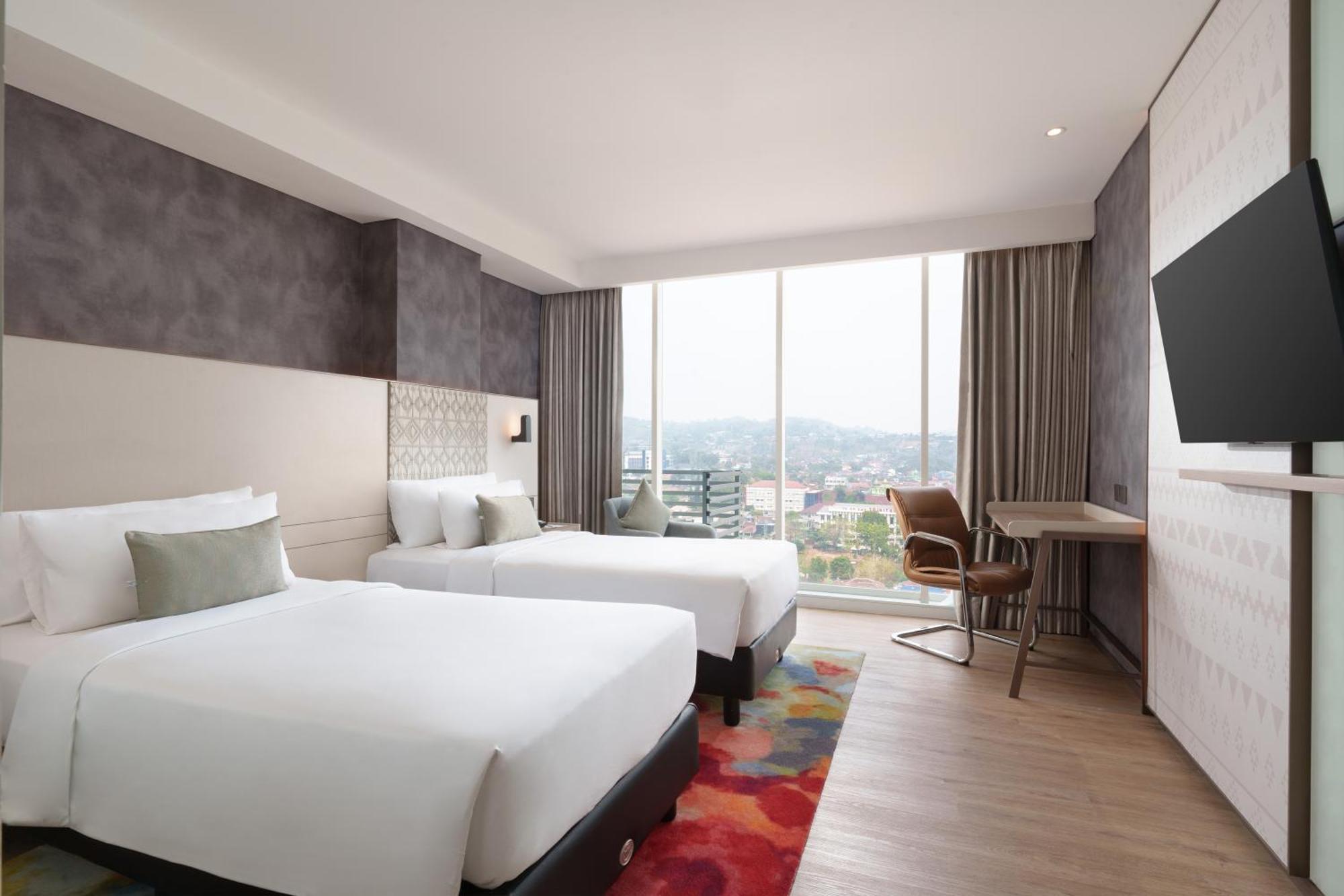 Golden Tulip Springhill Lampung Hotel Bandar Lampung Exterior foto